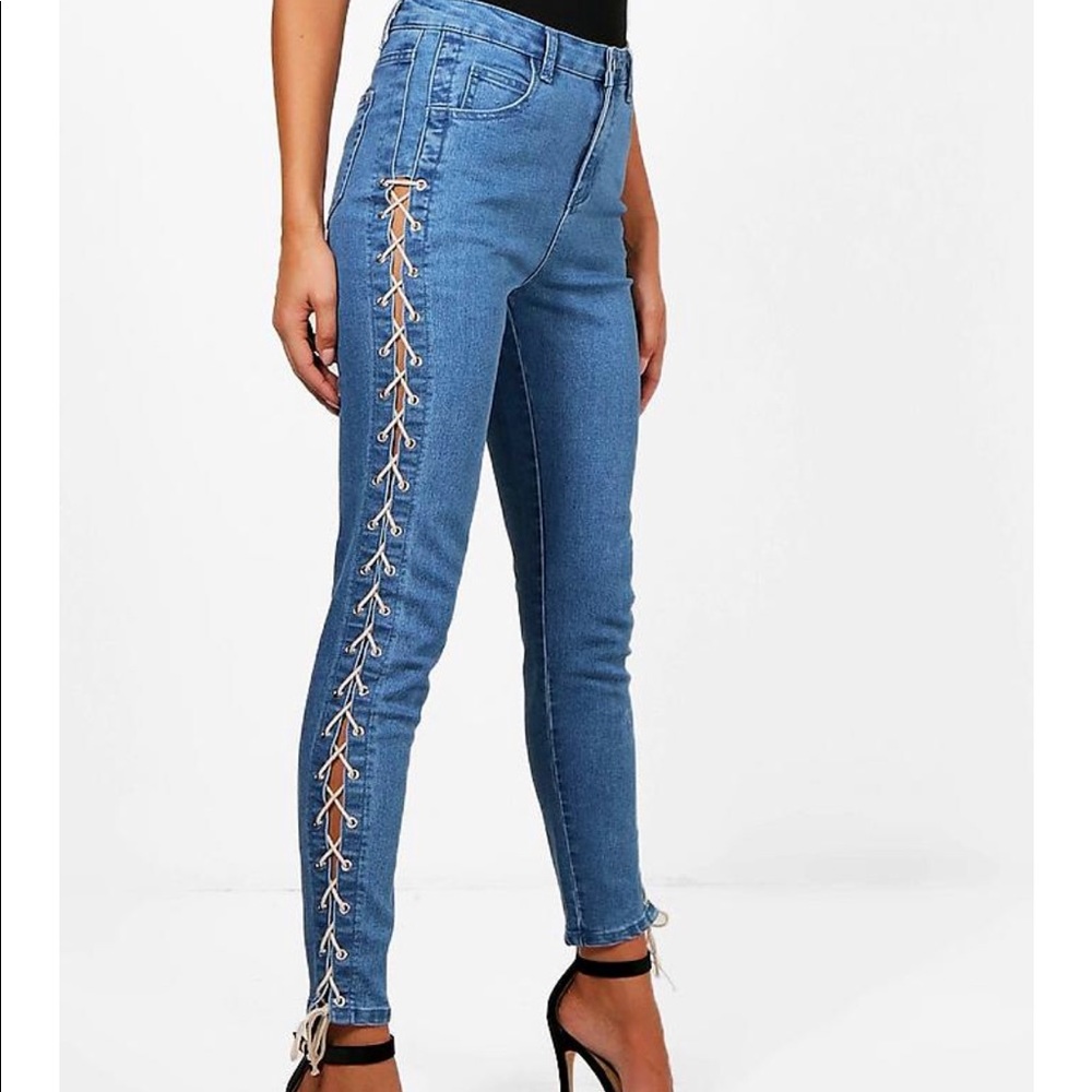 BooHoo Lace Up Side Skinny Jeans, Sz 6 NEVER WORN